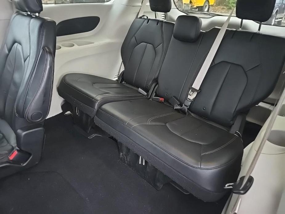 used 2018 Chrysler Pacifica car, priced at $15,800