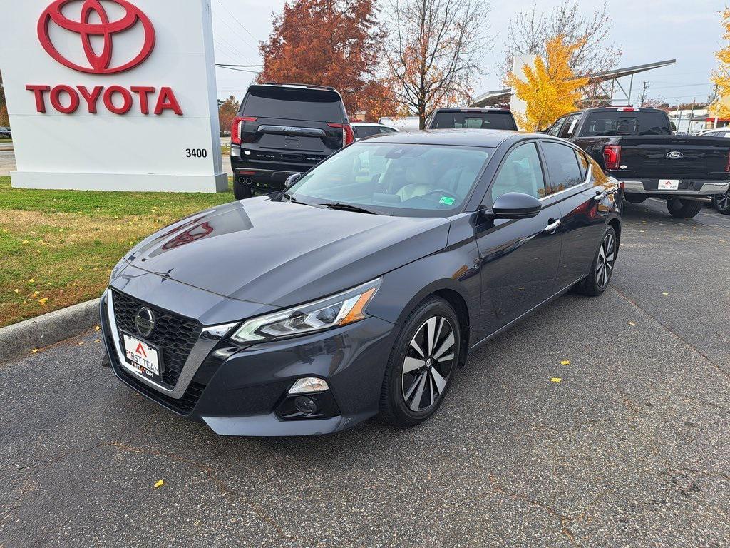 used 2021 Nissan Altima car, priced at $20,000