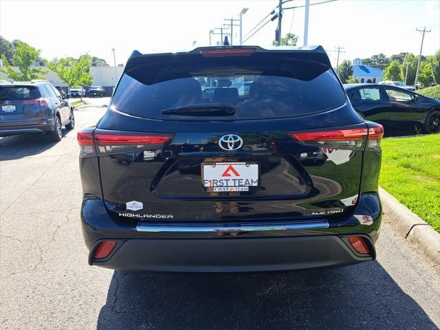 used 2022 Toyota Highlander car, priced at $37,700