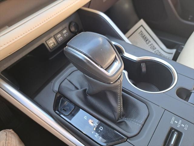 used 2022 Toyota Highlander car, priced at $37,700