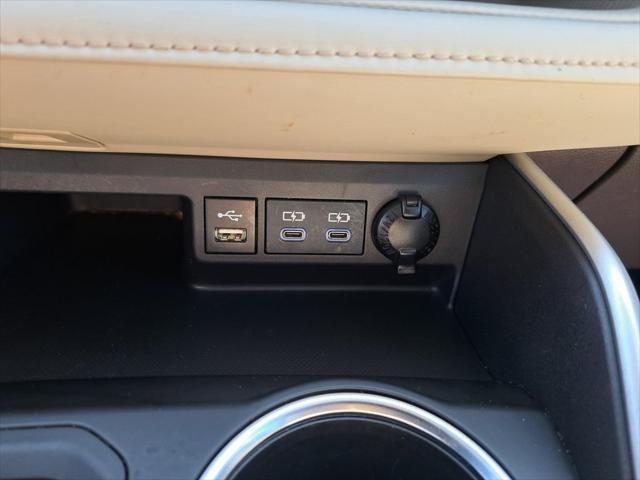 used 2022 Toyota Highlander car, priced at $37,700