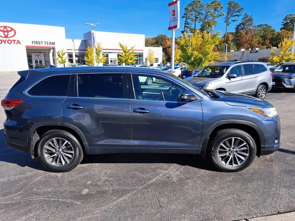 used 2018 Toyota Highlander car, priced at $21,800