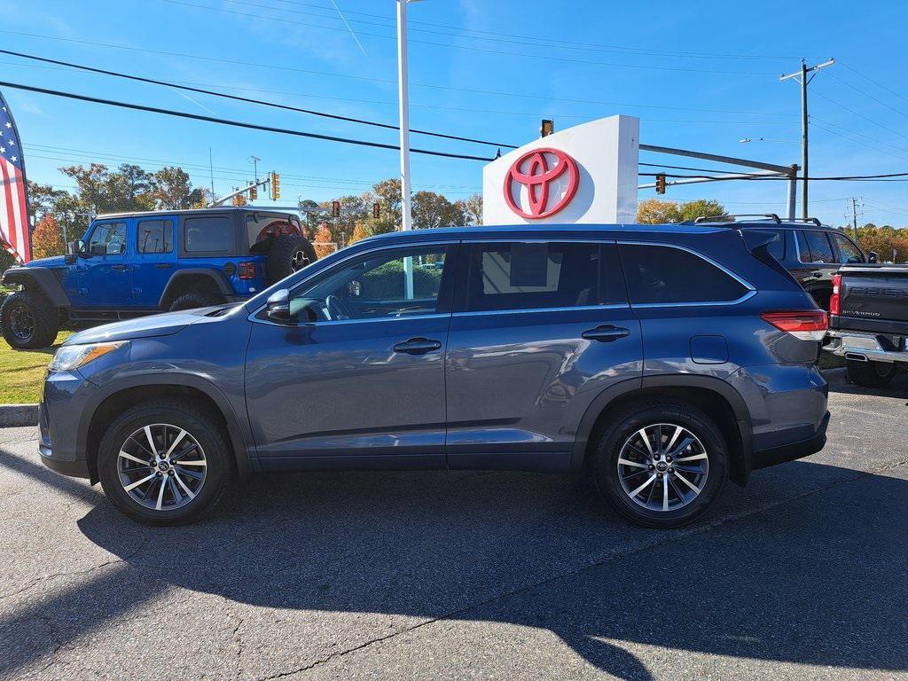 used 2018 Toyota Highlander car, priced at $21,800