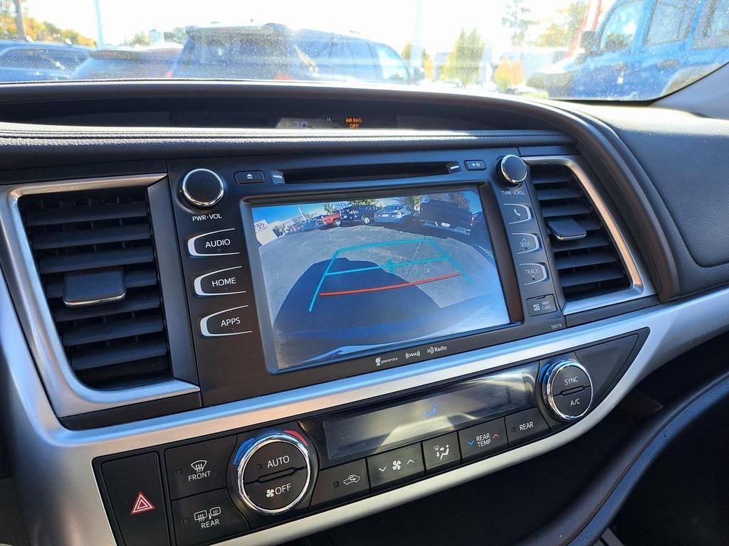 used 2018 Toyota Highlander car, priced at $21,800