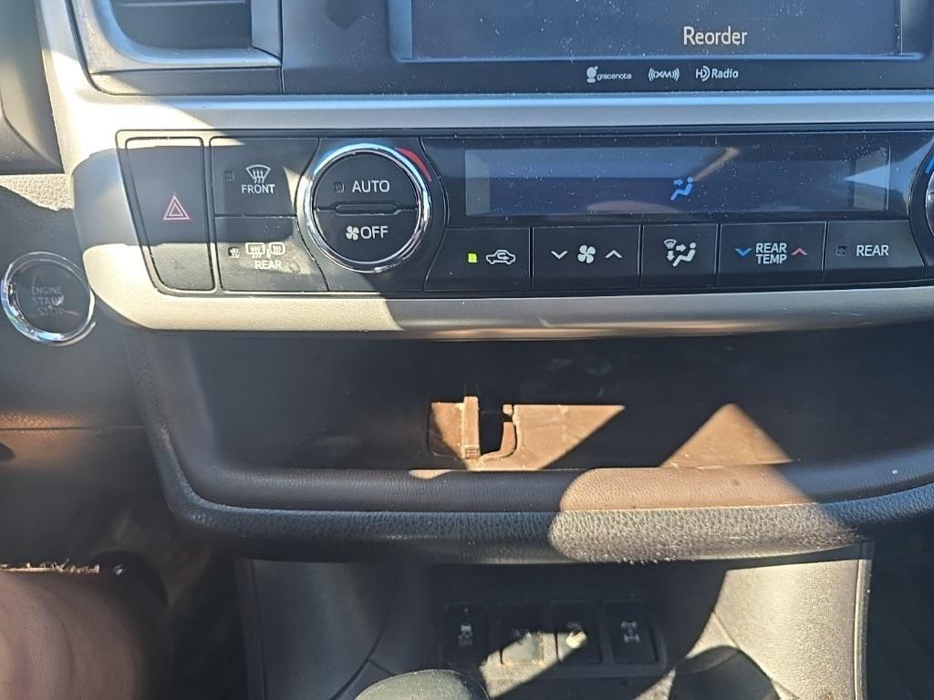 used 2018 Toyota Highlander car, priced at $22,900