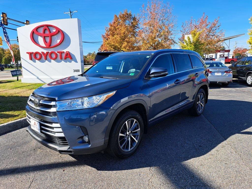 used 2018 Toyota Highlander car, priced at $21,800