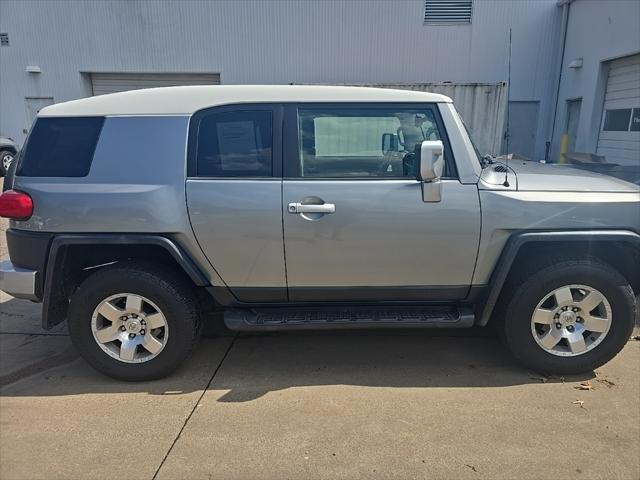 used 2010 Toyota FJ Cruiser car, priced at $13,500