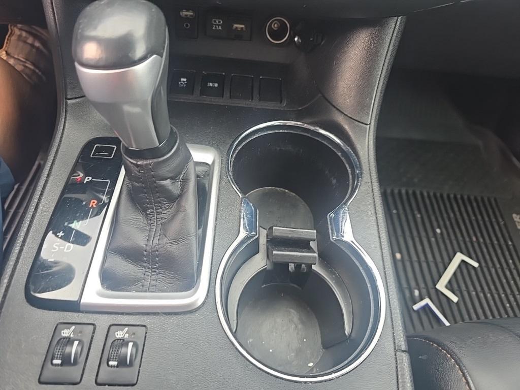 used 2019 Toyota Highlander car, priced at $26,000