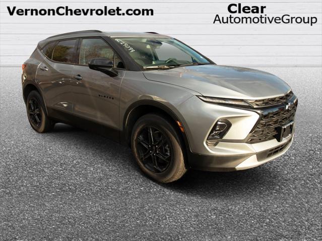 new 2025 Chevrolet Blazer car, priced at $39,087