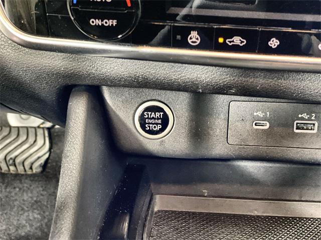 used 2021 Nissan Rogue car, priced at $24,937
