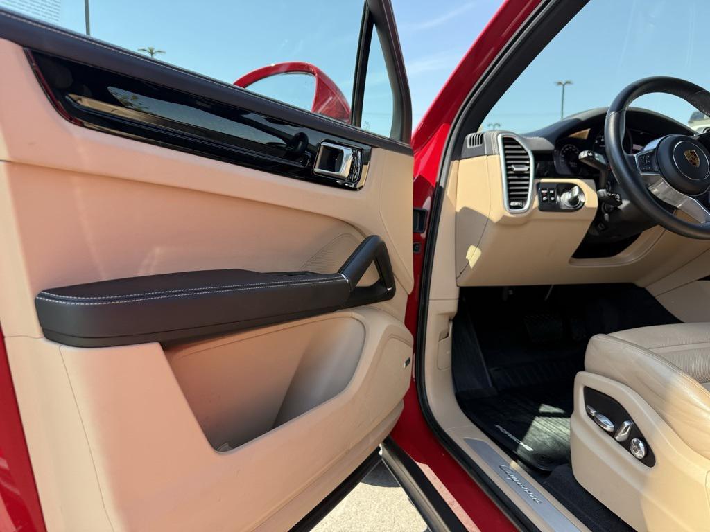 used 2021 Porsche Cayenne car, priced at $46,840