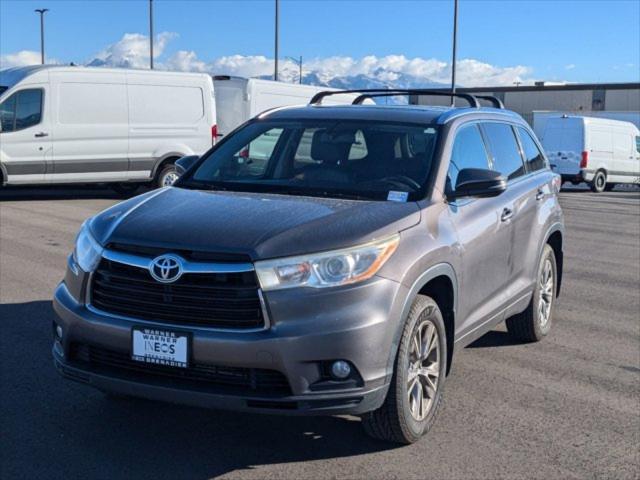 used 2014 Toyota Highlander car, priced at $15,949