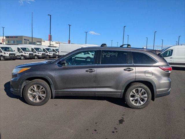 used 2014 Toyota Highlander car, priced at $15,949