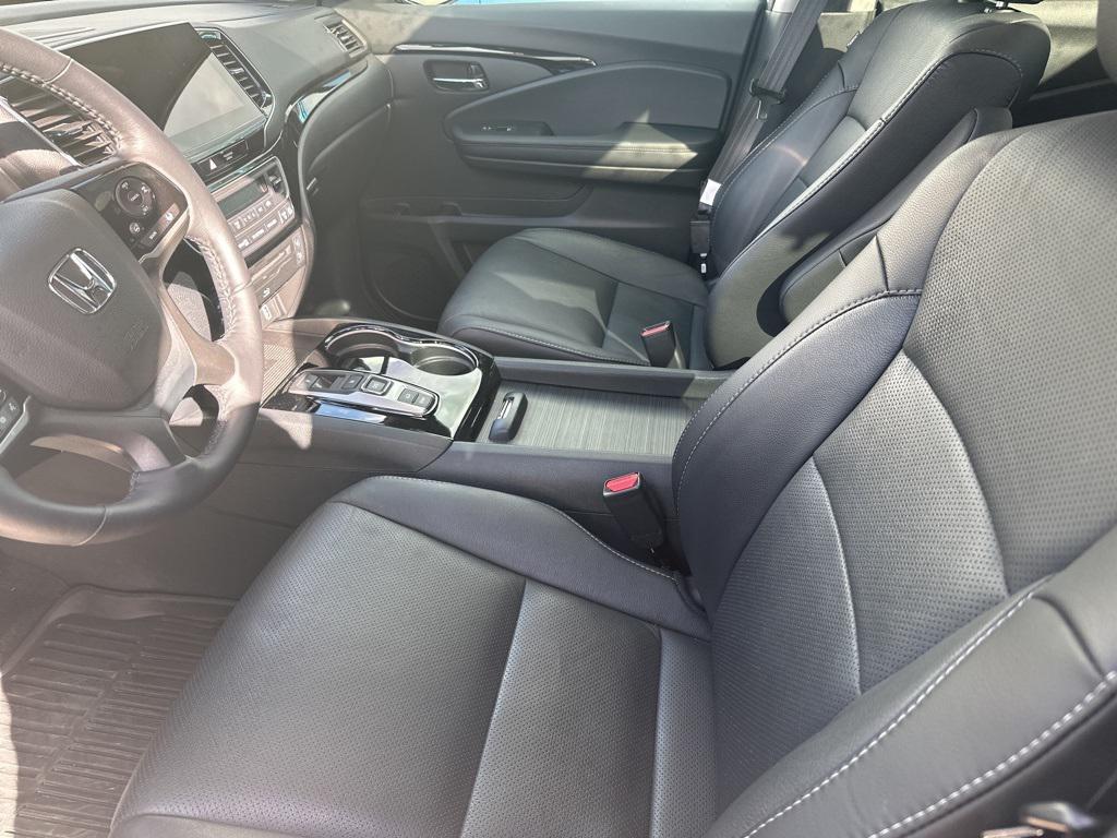 used 2022 Honda Pilot car, priced at $36,950