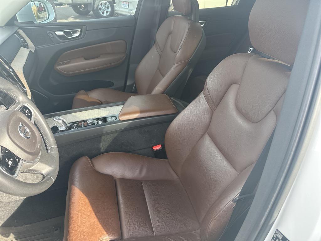 used 2018 Volvo XC60 Recharge Plug-In Hybrid car, priced at $25,351