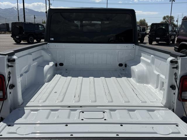 used 2023 Jeep Gladiator car, priced at $36,247