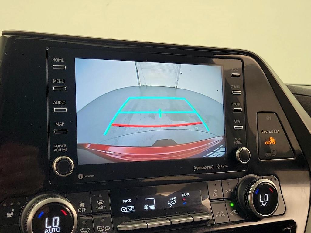used 2022 Toyota Highlander car, priced at $37,998