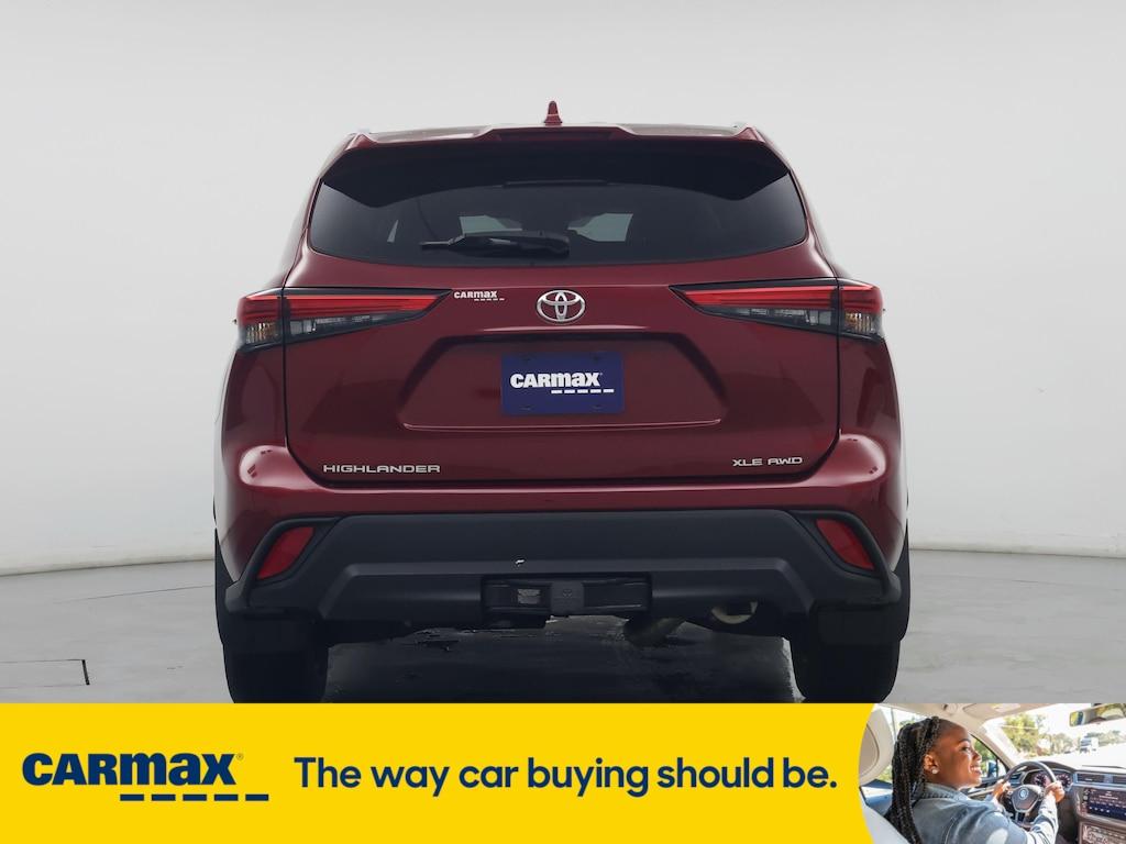 used 2022 Toyota Highlander car, priced at $37,998