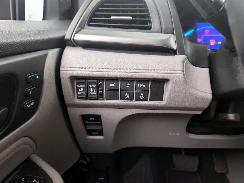 used 2018 Honda Odyssey car, priced at $25,998