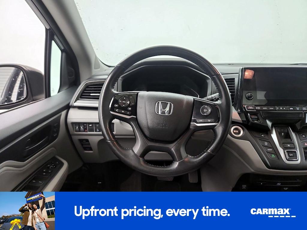 used 2018 Honda Odyssey car, priced at $25,998