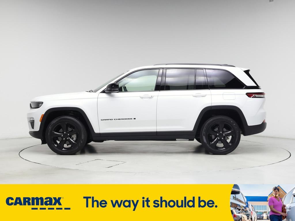 used 2024 Jeep Grand Cherokee car, priced at $41,998