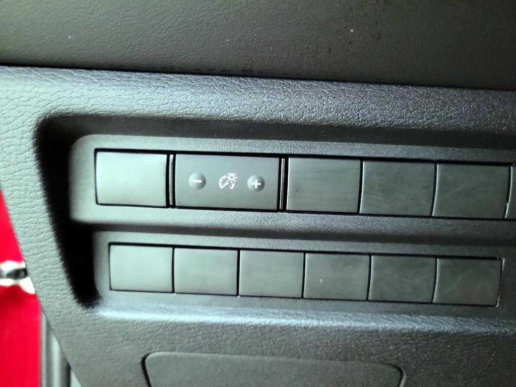 used 2024 Mitsubishi Outlander car, priced at $27,998