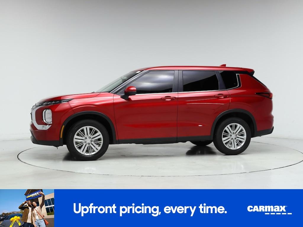 used 2024 Mitsubishi Outlander car, priced at $27,998