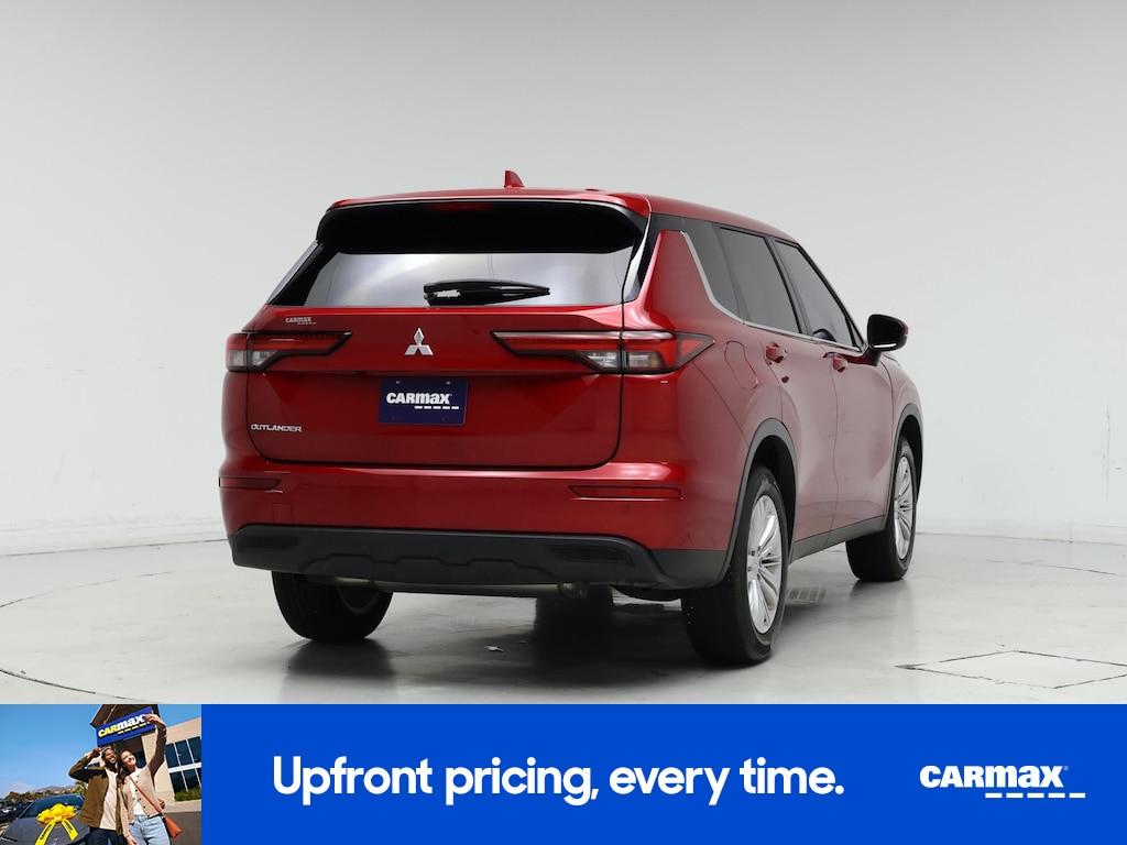 used 2024 Mitsubishi Outlander car, priced at $27,998