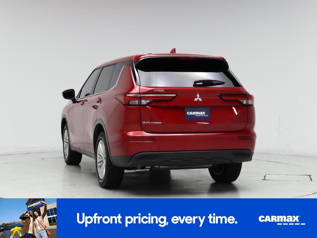 used 2024 Mitsubishi Outlander car, priced at $27,998