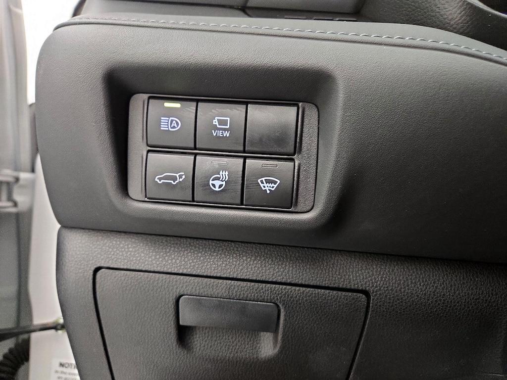 used 2022 Toyota Highlander car, priced at $47,998