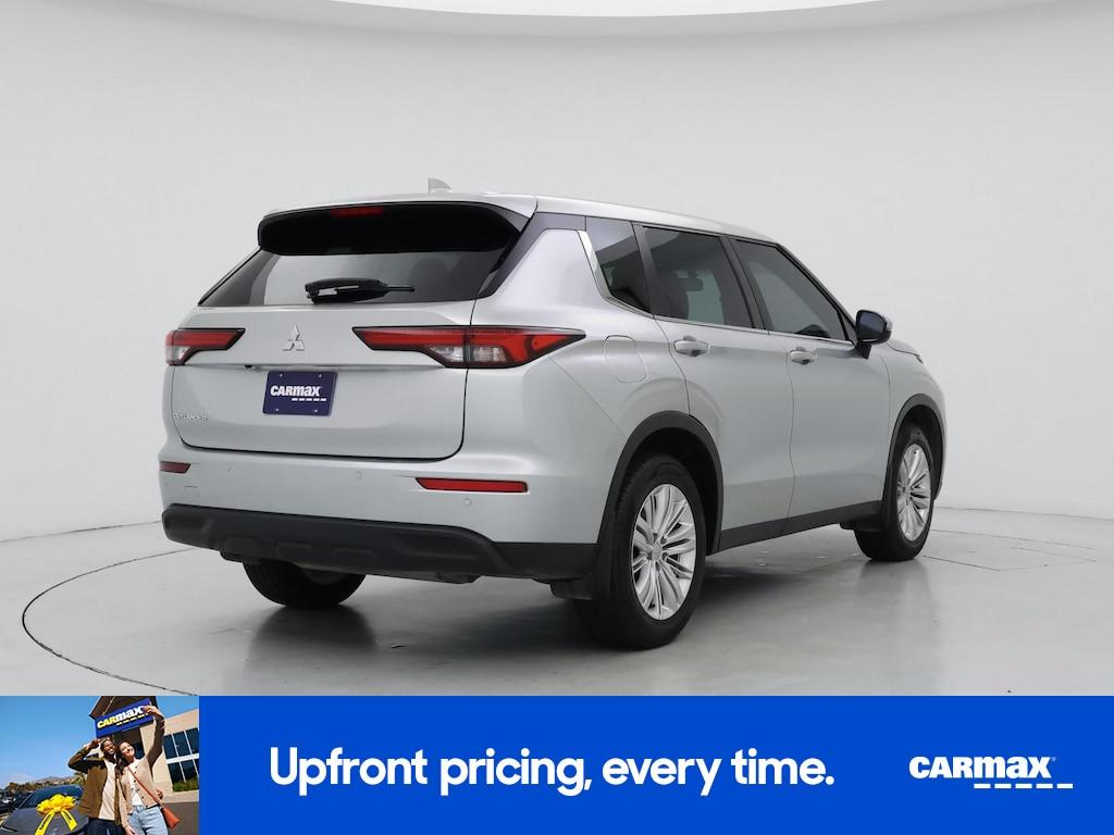 used 2023 Mitsubishi Outlander car, priced at $23,998