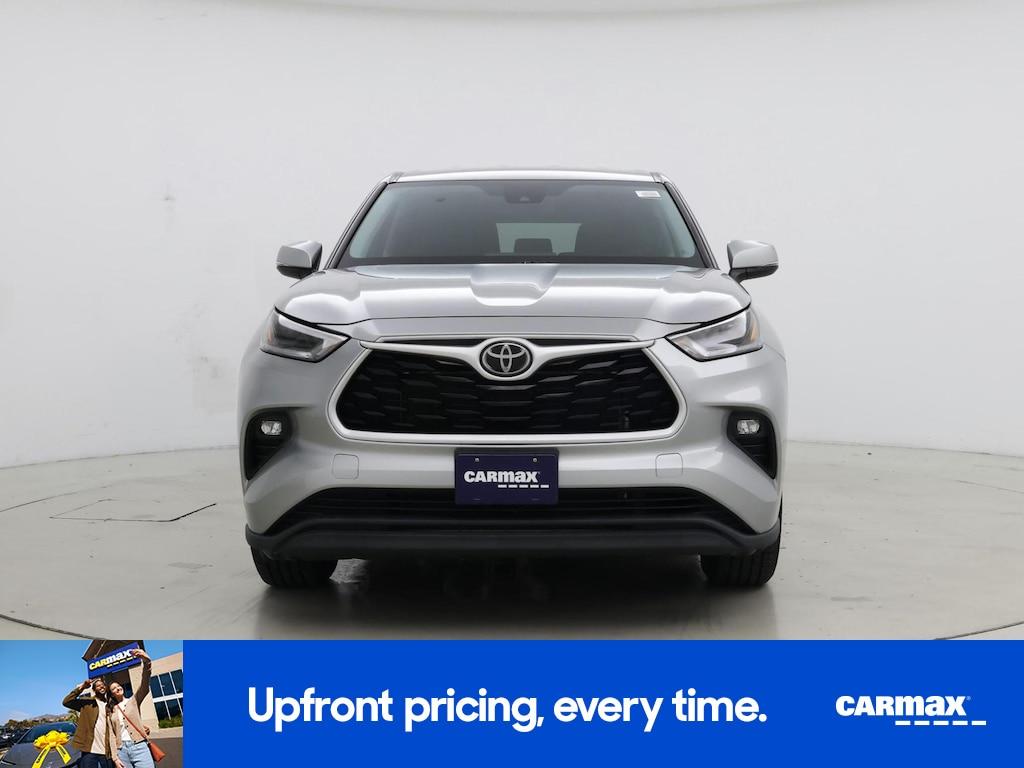 used 2021 Toyota Highlander car, priced at $28,998
