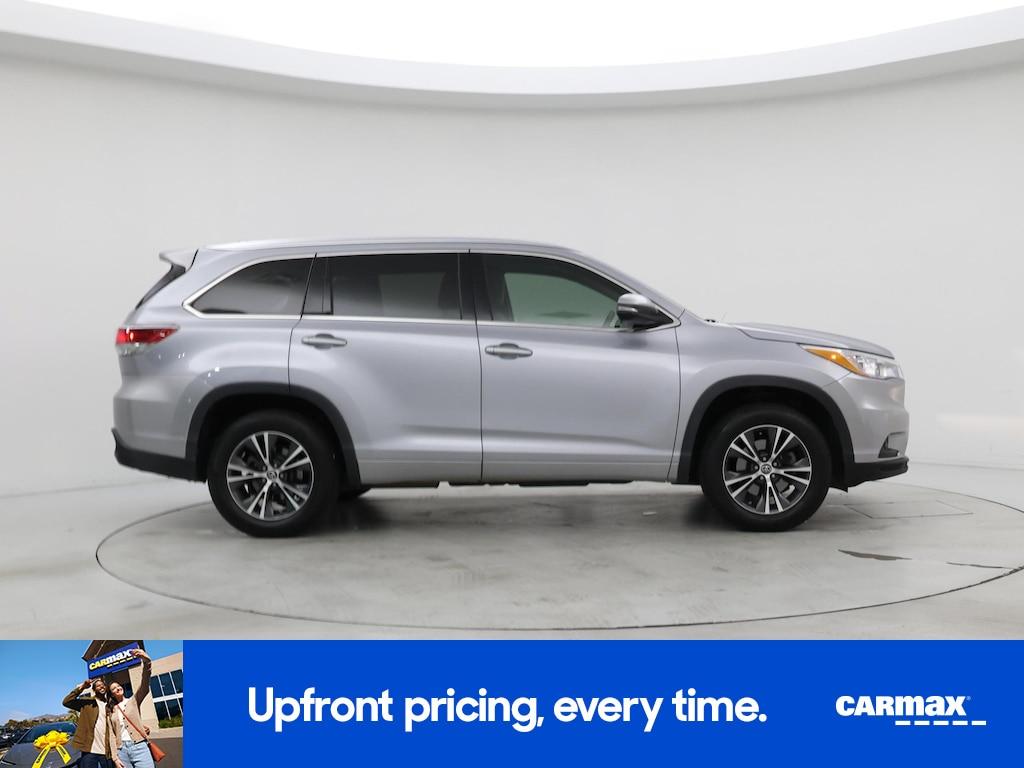 used 2016 Toyota Highlander car, priced at $22,998