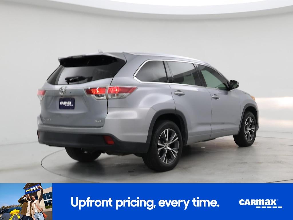 used 2016 Toyota Highlander car, priced at $22,998