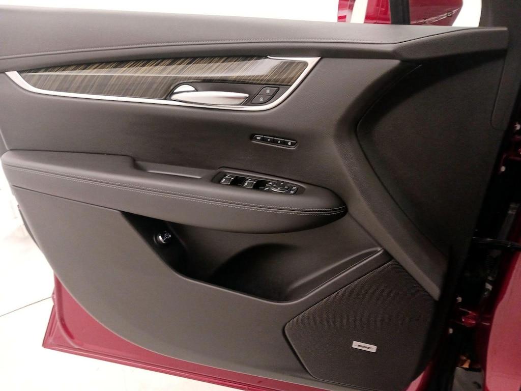 used 2020 Cadillac XT6 car, priced at $29,998