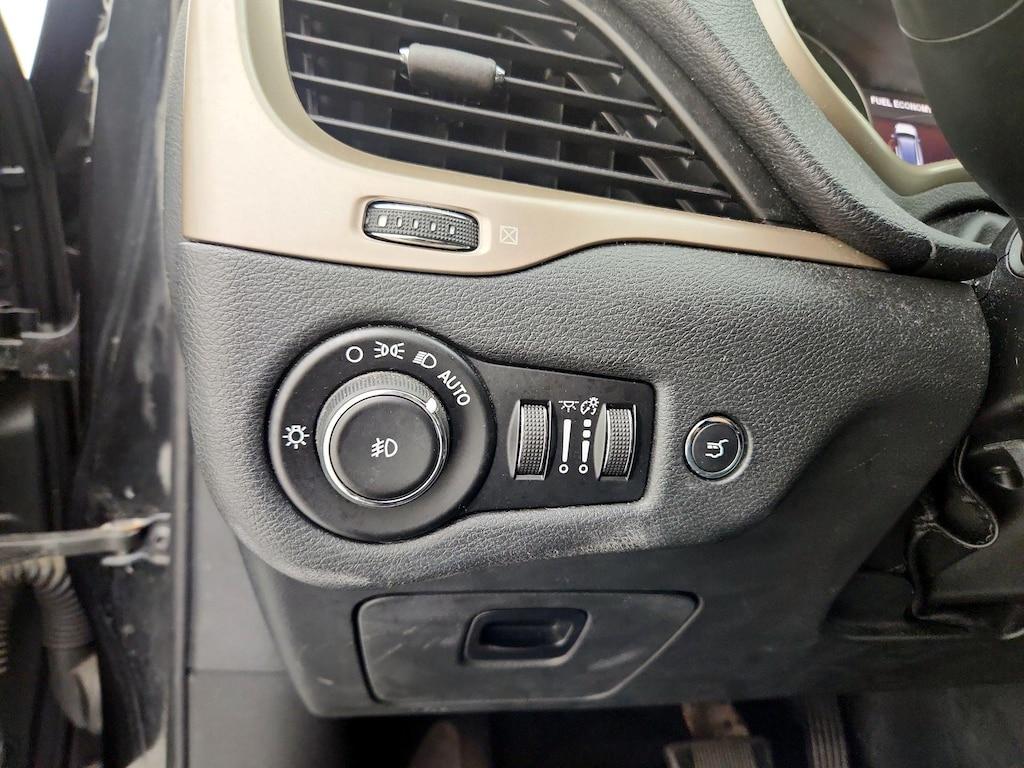 used 2015 Jeep Cherokee car, priced at $15,998