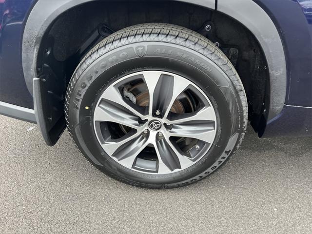 used 2023 Toyota Highlander car, priced at $37,988