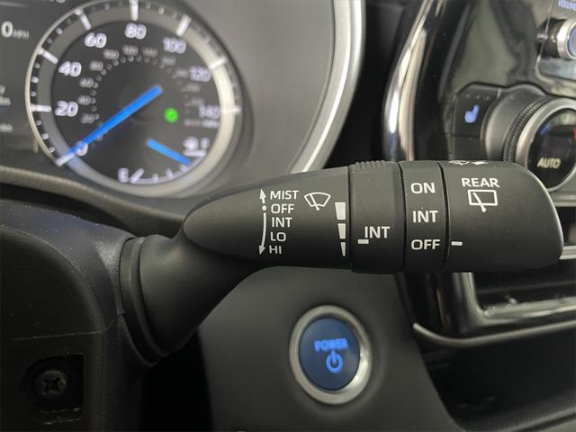 used 2020 Toyota Highlander Hybrid car, priced at $32,495