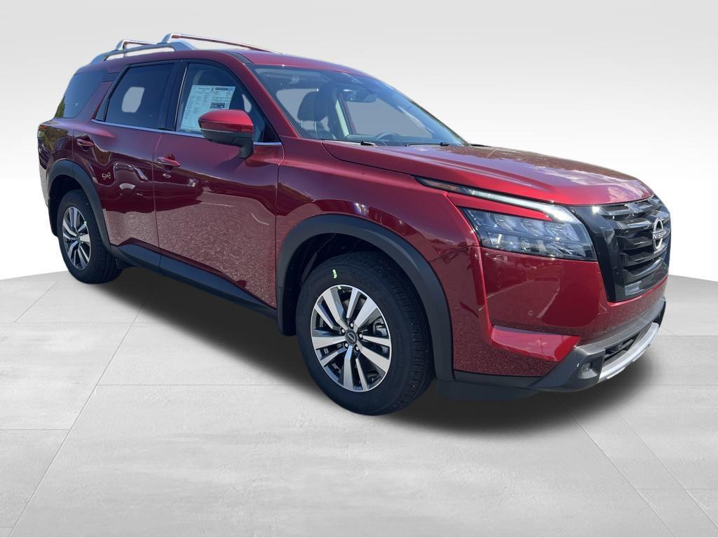 new 2025 Nissan Pathfinder car, priced at $40,989