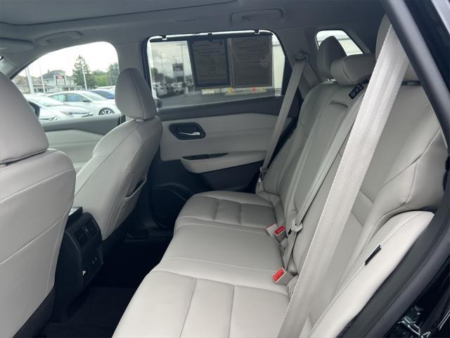 used 2024 Nissan Rogue car, priced at $32,888