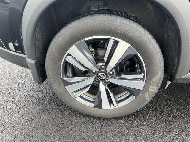 used 2024 Nissan Rogue car, priced at $32,888
