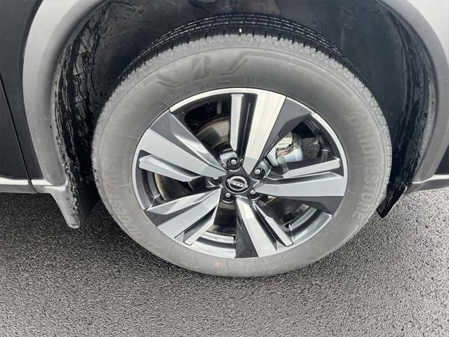 used 2024 Nissan Rogue car, priced at $32,888