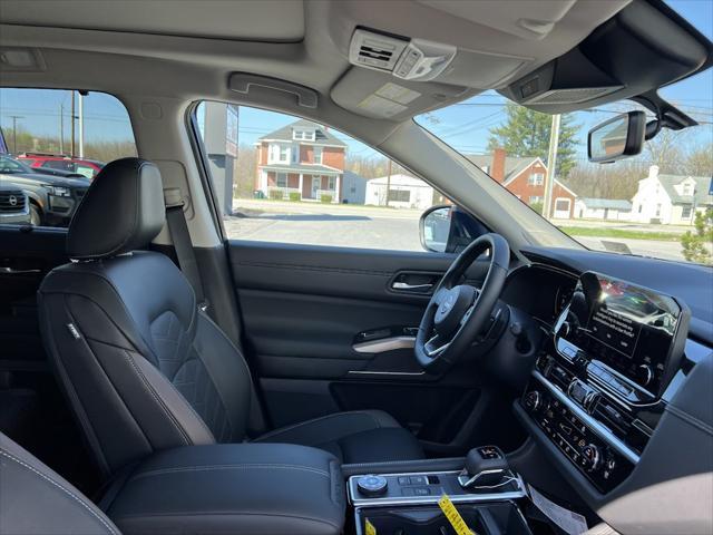 new 2025 Nissan Pathfinder car, priced at $49,883