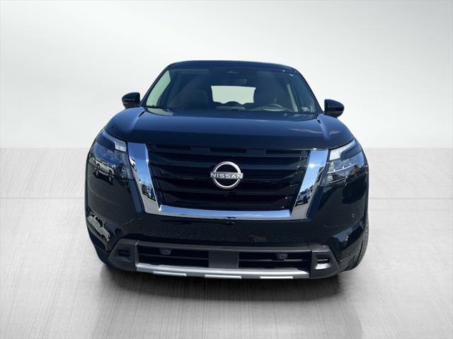 new 2025 Nissan Pathfinder car, priced at $50,305