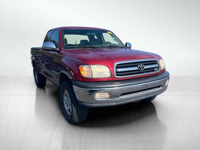 used 2000 Toyota Tundra car, priced at $9,988
