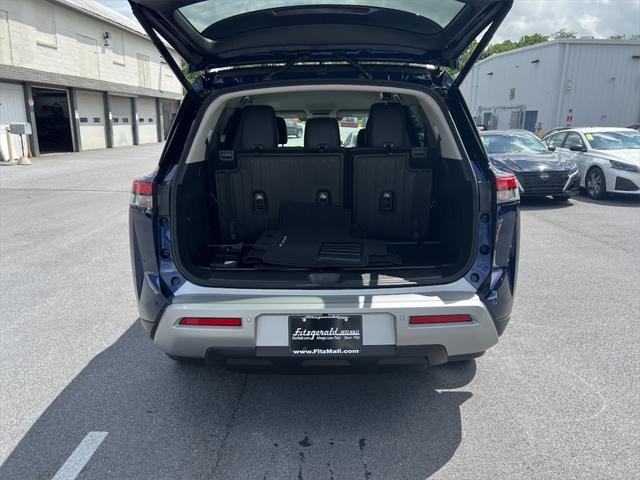new 2025 Nissan Pathfinder car, priced at $44,024