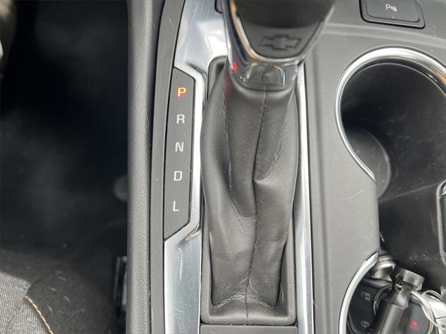 used 2024 Chevrolet Equinox car, priced at $25,888