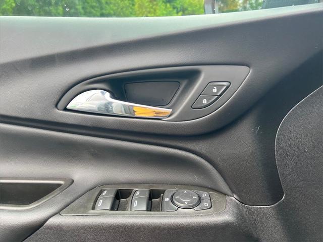 used 2024 Chevrolet Equinox car, priced at $25,888