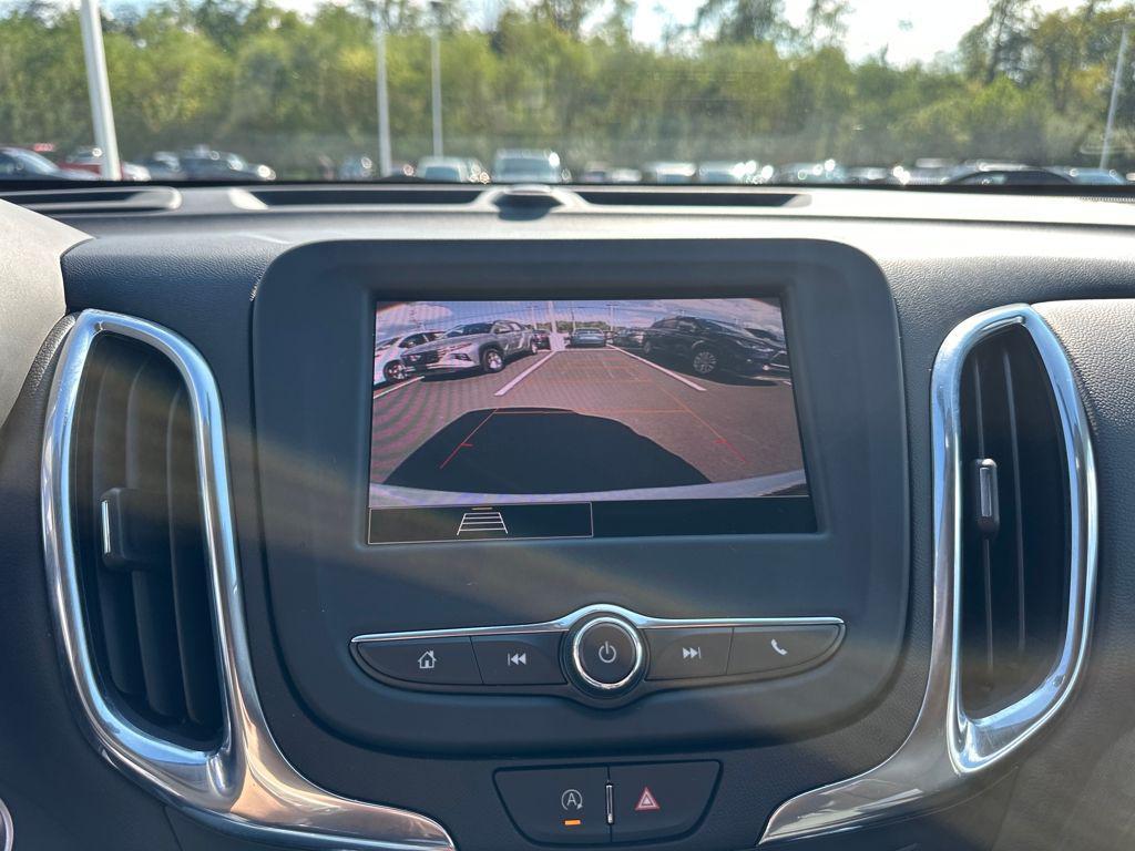 used 2022 Chevrolet Equinox car, priced at $21,988