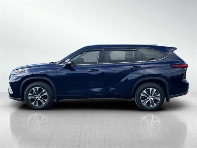 used 2021 Toyota Highlander car, priced at $34,488